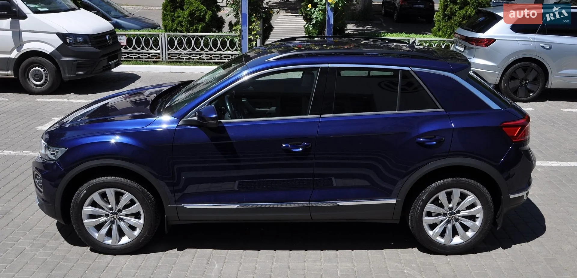 Volkswagen T-Roc 2020 VIN WVGZZZA1ZMV045212 фото оголошення 5 з 48