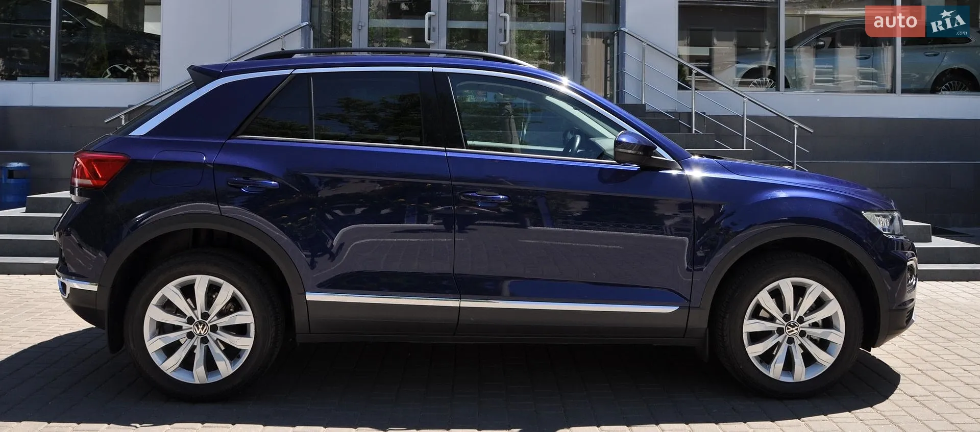 Volkswagen T-Roc 2020 VIN WVGZZZA1ZMV045212 фото оголошення 13 з 48