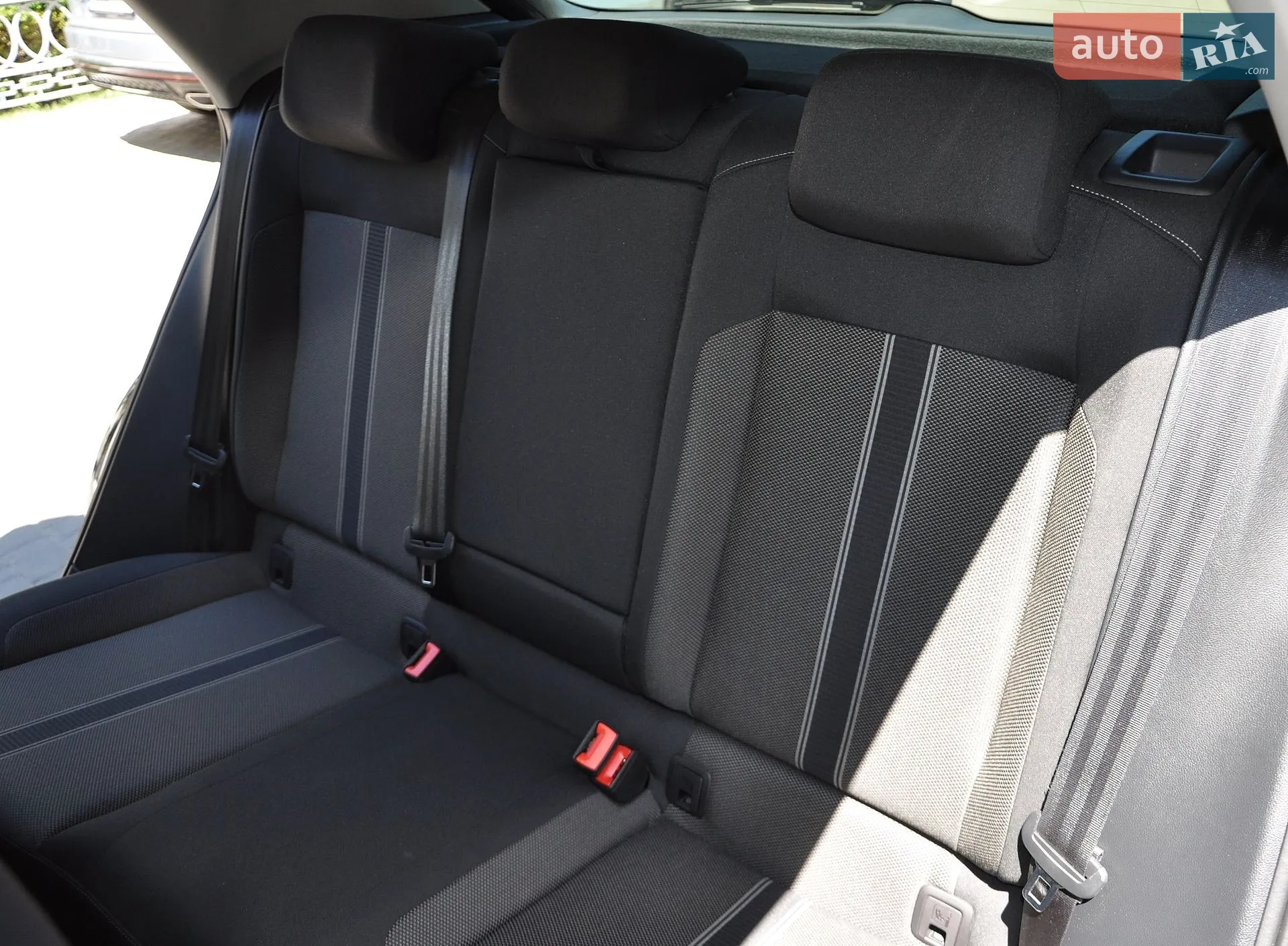 Volkswagen T-Roc 2020 VIN WVGZZZA1ZMV045212 фото оголошення 21 з 48