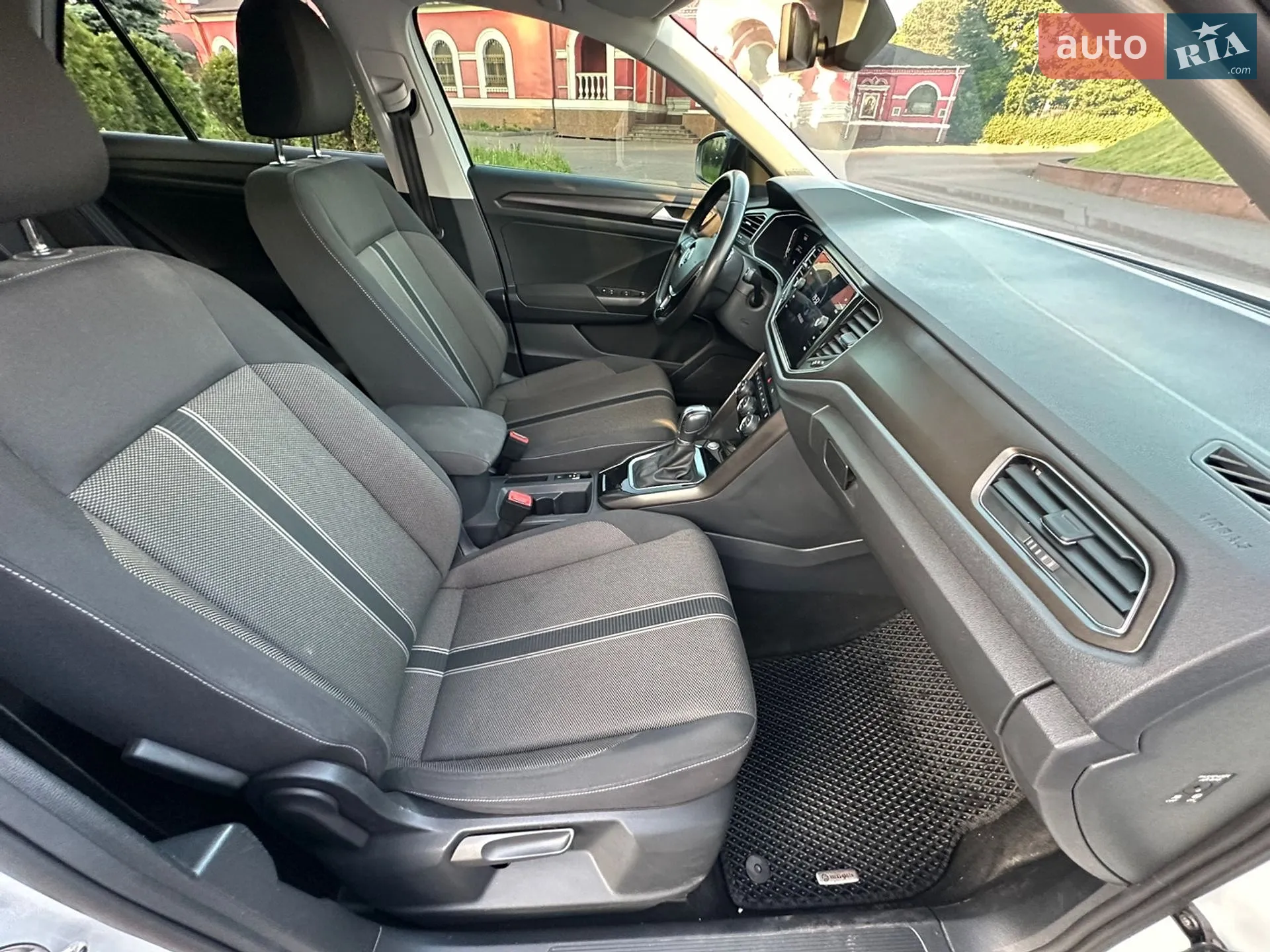 2019 Volkswagen T-Roc - мініатюра 21