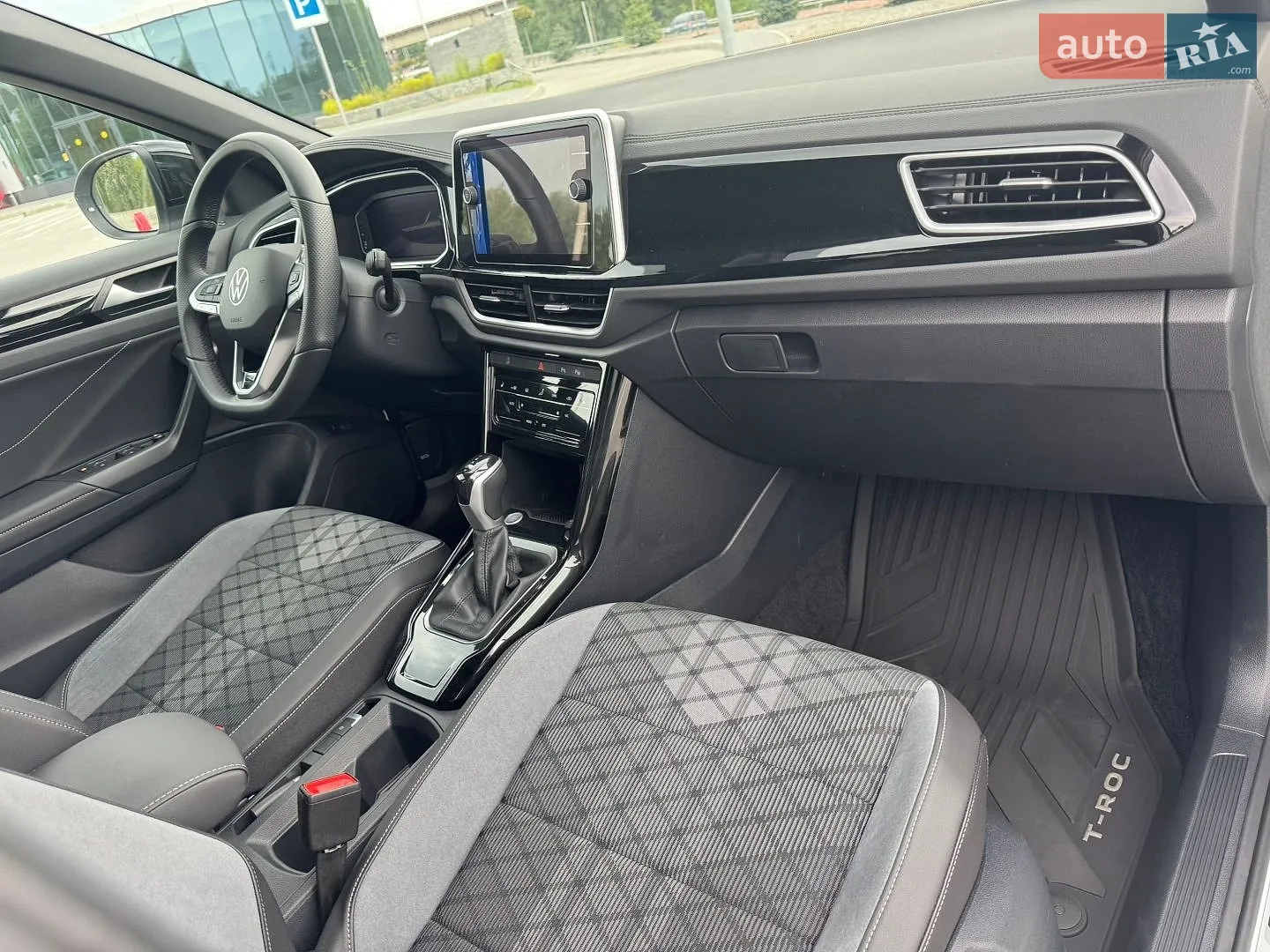 2025 Volkswagen T-Roc - мініатюра 24