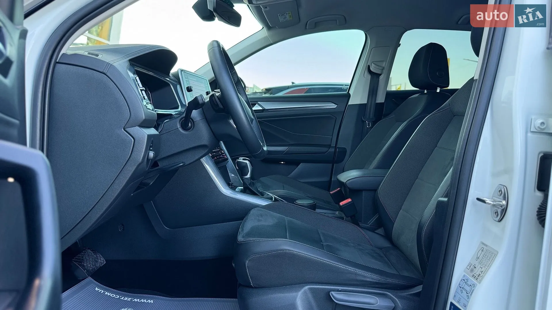 2022 Volkswagen T-Roc - мініатюра 29