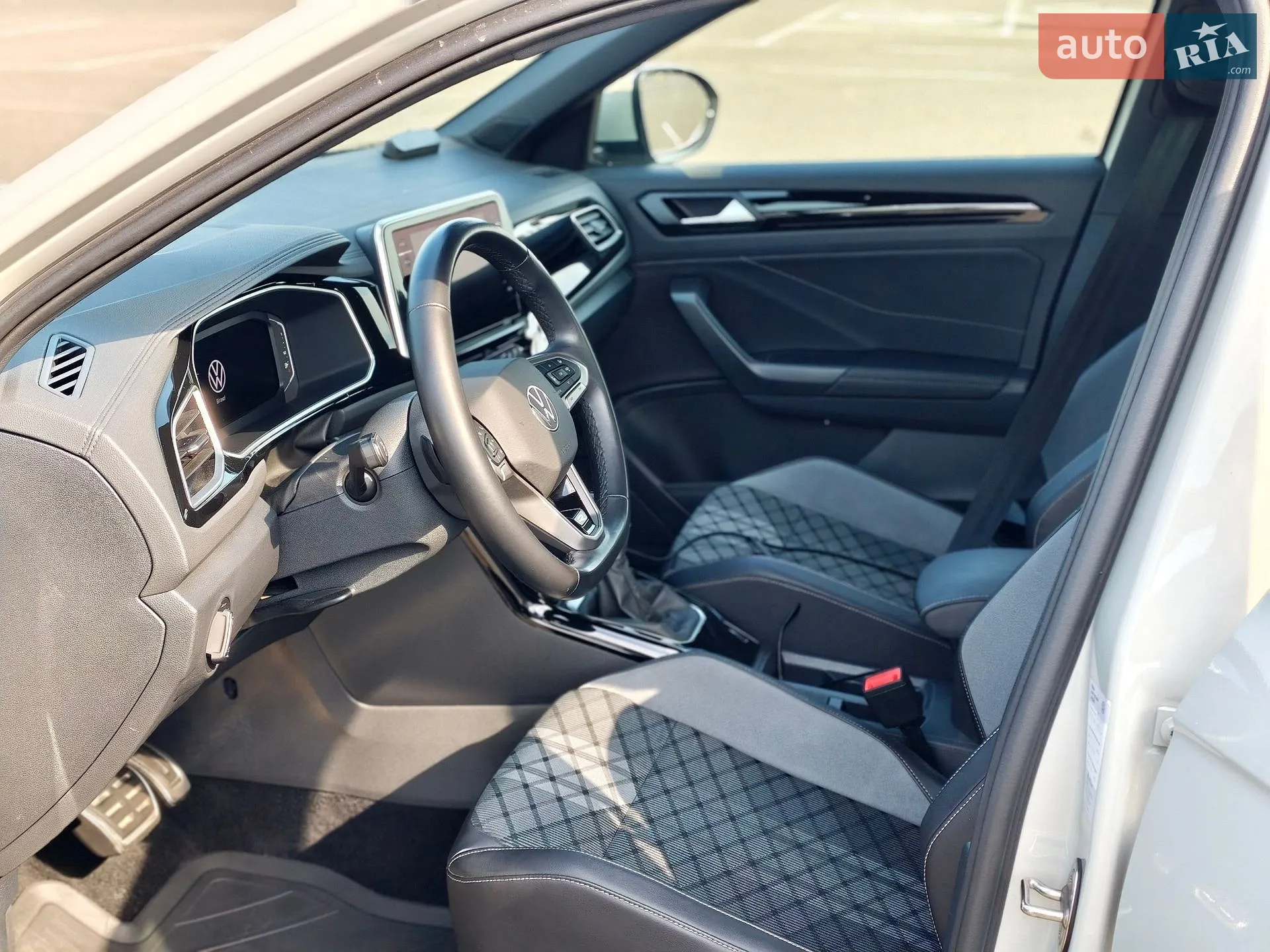 2023 Volkswagen T-Roc - мініатюра 16