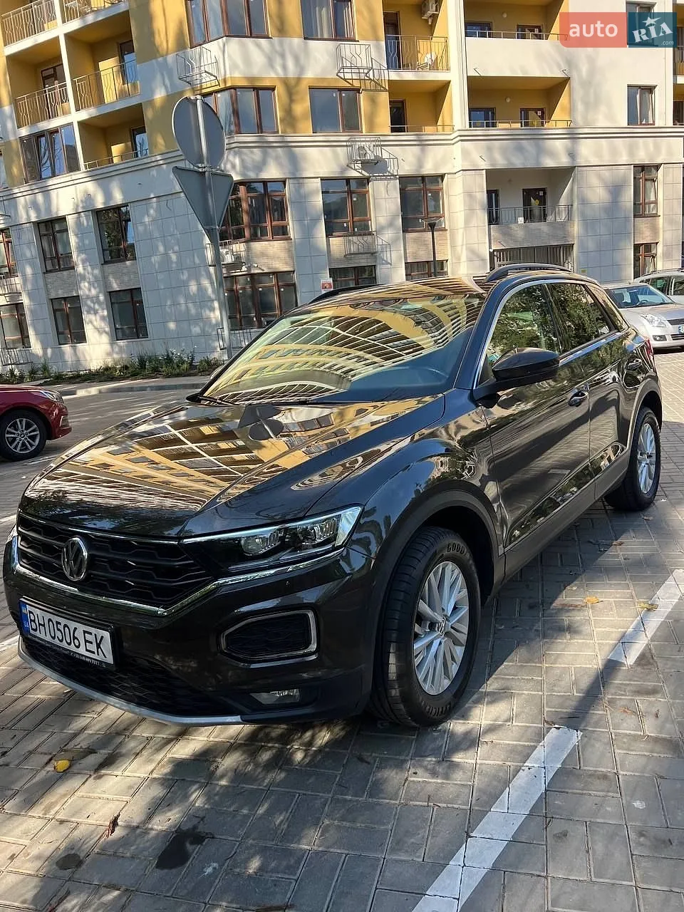 2019 Volkswagen T-Roc - мініатюра 2