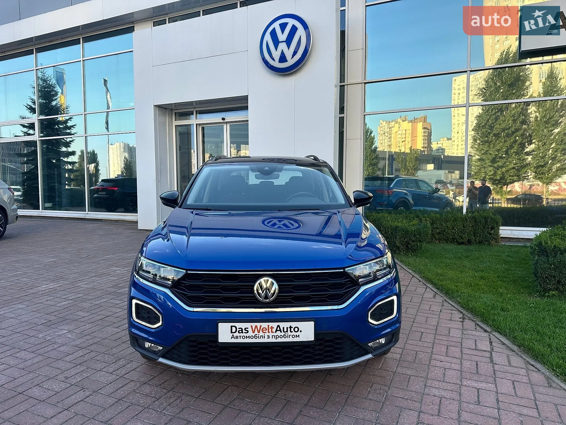 2019 Volkswagen T-Roc - мініатюра 2