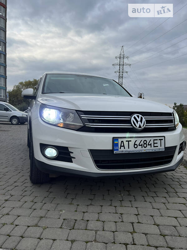 Внедорожник / Кроссовер Volkswagen Taigun 2013 в 