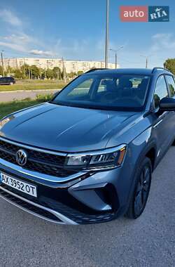 Внедорожник / Кроссовер Volkswagen Taos 2021 в Харькове