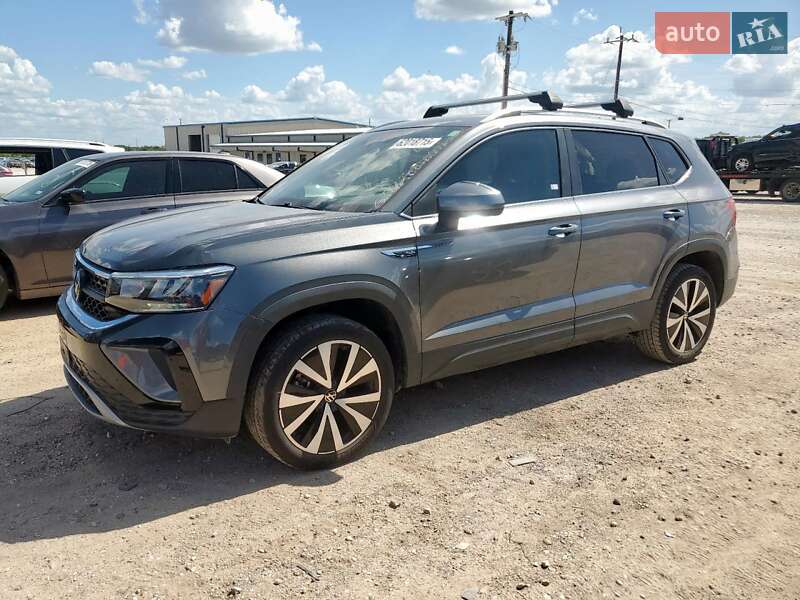 Volkswagen Taos 2022