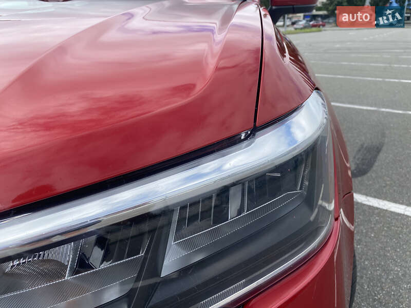 Внедорожник / Кроссовер Volkswagen Taos 2022 в Киеве