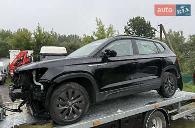 Позашляховик / Кросовер Volkswagen Taos 2022 в Львові
