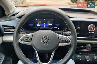 Внедорожник / Кроссовер Volkswagen Taos 2022 в 