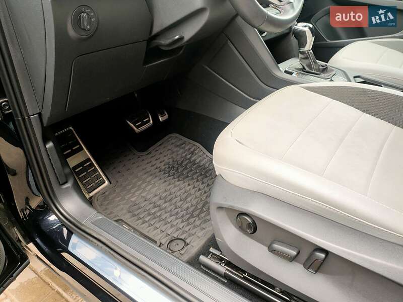 Внедорожник / Кроссовер Volkswagen Taos 2022 в Сумах