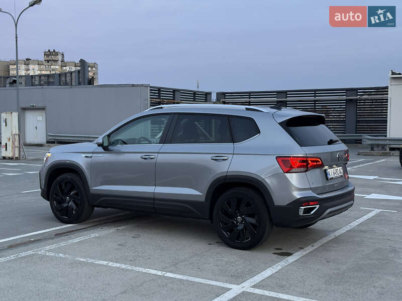 Внедорожник / Кроссовер Volkswagen Taos 2023 в Киеве