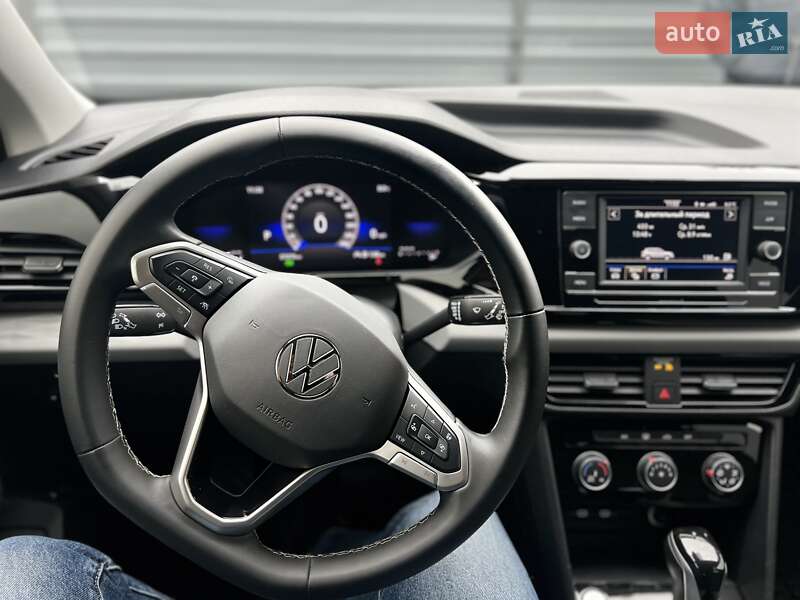 Позашляховик / Кросовер Volkswagen Taos 2023 в Запоріжжі