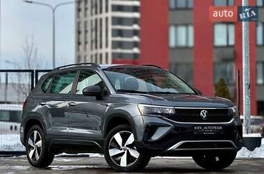 Позашляховик / Кросовер Volkswagen Taos 2024 в Києві