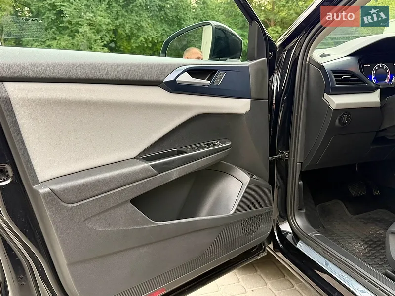 Volkswagen Taos 2022 VIN 3VVWX7B21NM069153 фото оголошення 57 з 141
