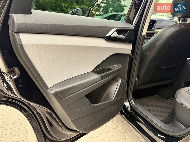 Volkswagen Taos 2022 VIN 3VVWX7B21NM069153 фото оголошення 72 з 141