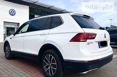 Внедорожник / Кроссовер Volkswagen Tiguan Allspace 2018 в Львове