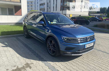 Внедорожник / Кроссовер Volkswagen Tiguan Allspace 2018 в Киеве