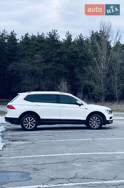 Внедорожник / Кроссовер Volkswagen Tiguan Allspace 2019 в Кременчуге