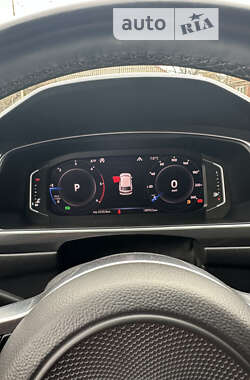 Внедорожник / Кроссовер Volkswagen Tiguan Allspace 2019 в Сваляве