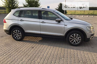 Внедорожник / Кроссовер Volkswagen Tiguan Allspace 2020 в Радивилове