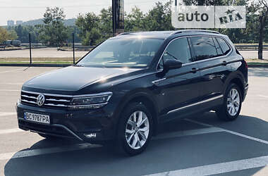 Позашляховик / Кросовер Volkswagen Tiguan Allspace 2018 в Києві