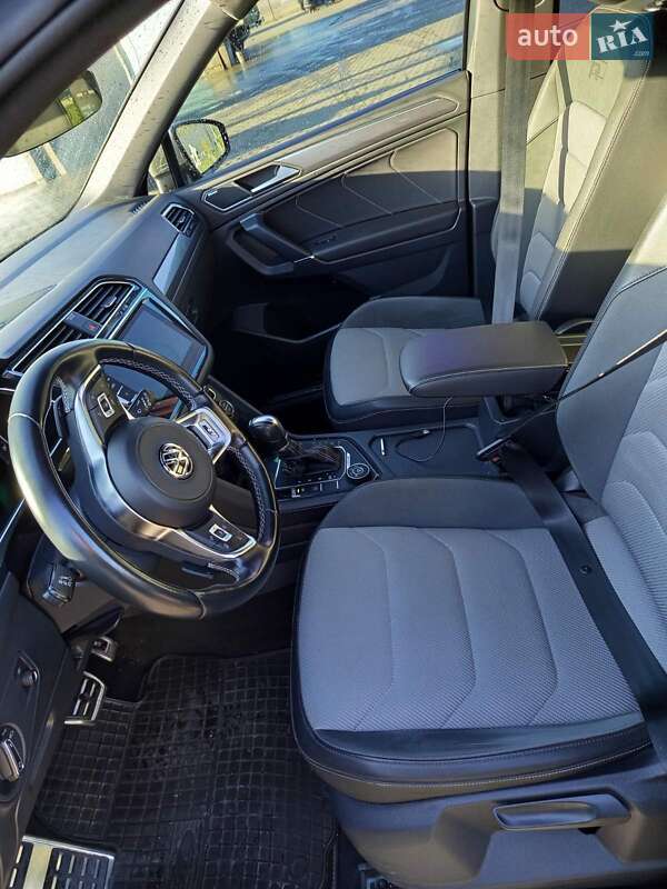 Позашляховик / Кросовер Volkswagen Tiguan Allspace 2019 в Ружині