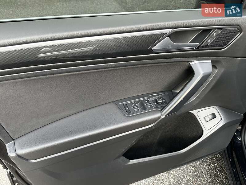 Позашляховик / Кросовер Volkswagen Tiguan Allspace 2018 в Києві фото 28 Позашляховик / Кросовер Volkswagen Tiguan Allspace 2018 в Києві