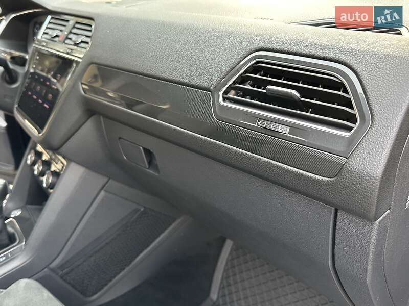 Позашляховик / Кросовер Volkswagen Tiguan Allspace 2018 в Києві фото 56 Позашляховик / Кросовер Volkswagen Tiguan Allspace 2018 в Києві