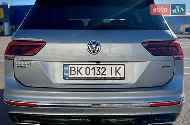 Позашляховик / Кросовер Volkswagen Tiguan Allspace 2019 в Києві