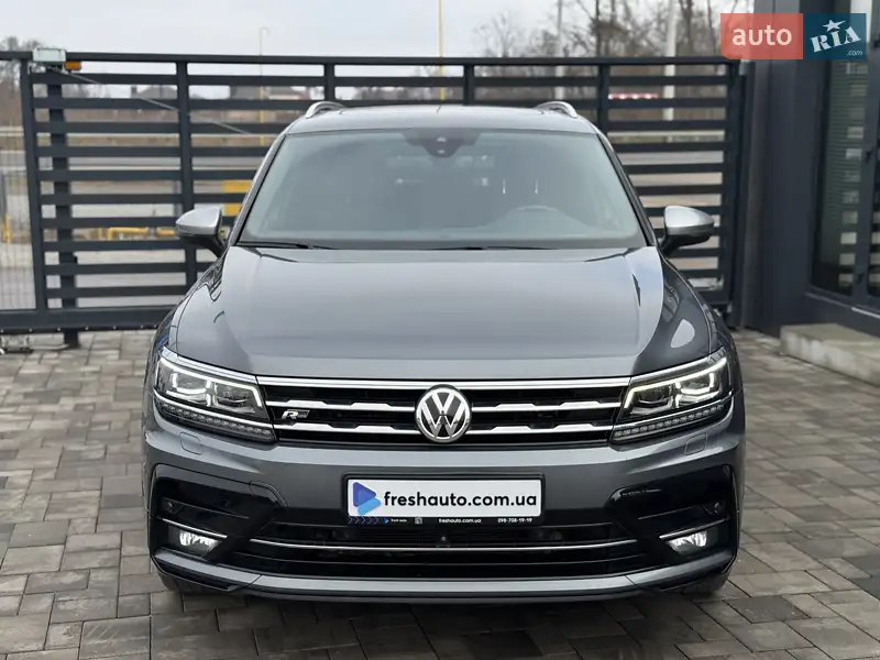 Позашляховик / Кросовер Volkswagen Tiguan Allspace 2020 в 