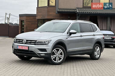 Внедорожник / Кроссовер Volkswagen Tiguan Allspace 2020 в Ровно