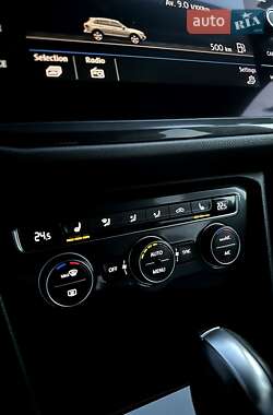 Внедорожник / Кроссовер Volkswagen Tiguan Allspace 2018 в 
