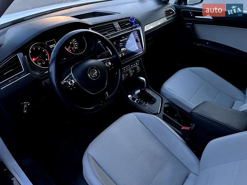 Внедорожник / Кроссовер Volkswagen Tiguan Allspace 2018 в Луцке