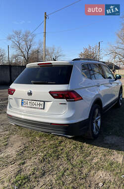 Позашляховик / Кросовер Volkswagen Tiguan Allspace 2019 в 