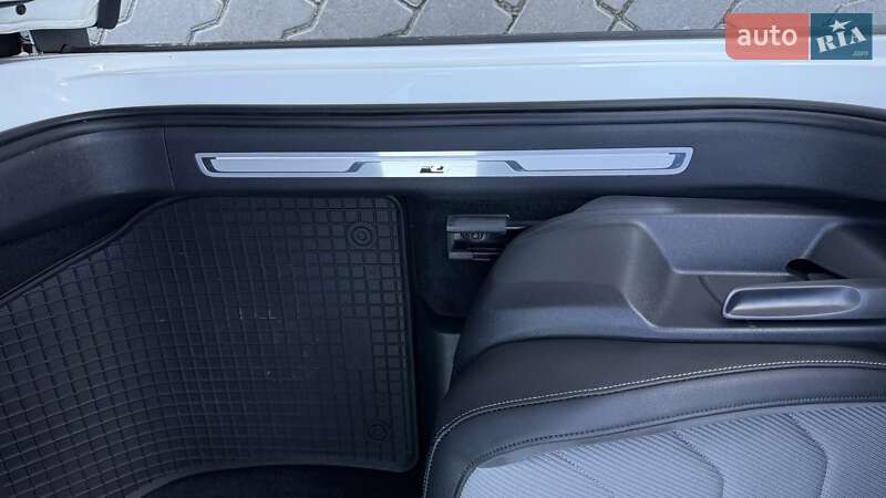 Внедорожник / Кроссовер Volkswagen Tiguan Allspace 2019 в Львове