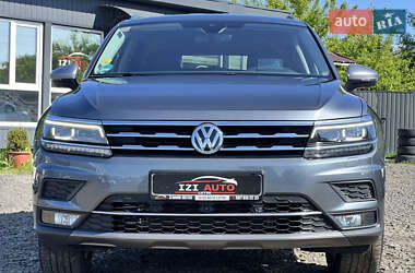 Позашляховик / Кросовер Volkswagen Tiguan Allspace 2021 в 