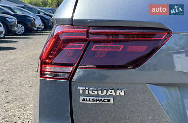 Позашляховик / Кросовер Volkswagen Tiguan Allspace 2021 в 