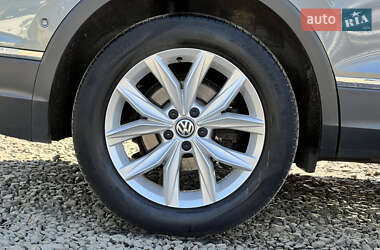Позашляховик / Кросовер Volkswagen Tiguan Allspace 2021 в 