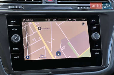 Позашляховик / Кросовер Volkswagen Tiguan Allspace 2021 в 