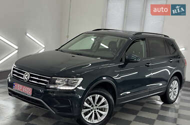 Внедорожник / Кроссовер Volkswagen Tiguan Allspace 2019 в 