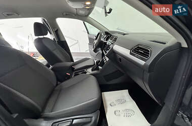 Внедорожник / Кроссовер Volkswagen Tiguan Allspace 2019 в 