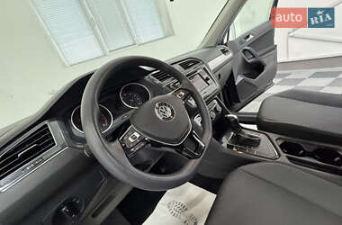 Внедорожник / Кроссовер Volkswagen Tiguan Allspace 2019 в 