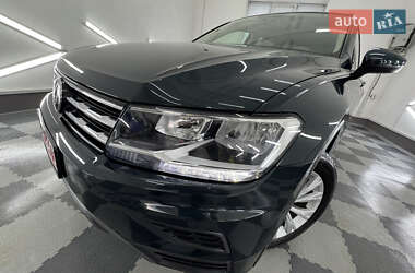 Внедорожник / Кроссовер Volkswagen Tiguan Allspace 2019 в 