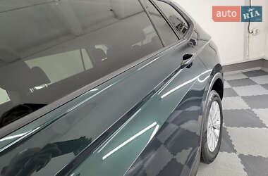 Внедорожник / Кроссовер Volkswagen Tiguan Allspace 2019 в 