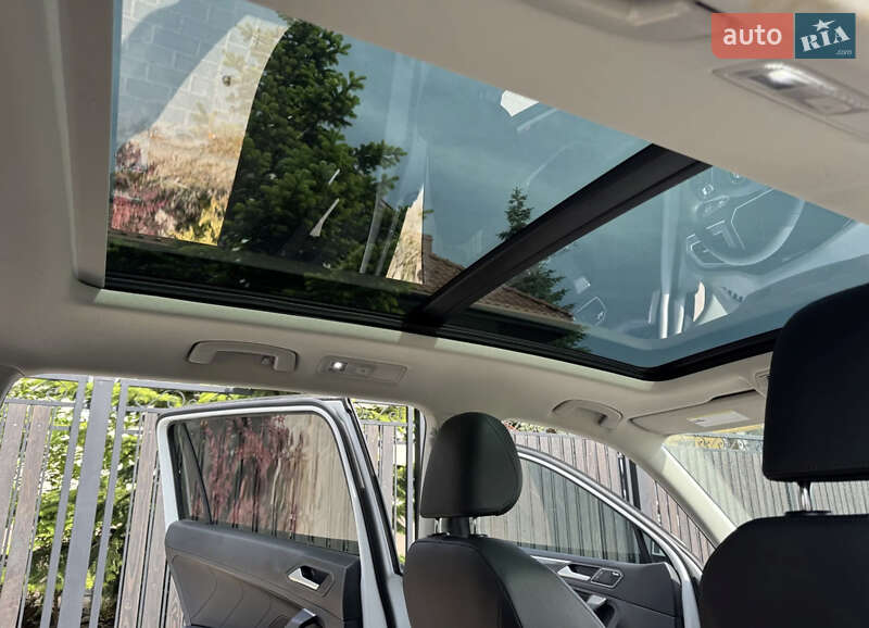Позашляховик / Кросовер Volkswagen Tiguan Allspace 2020 в Києві