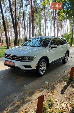 Позашляховик / Кросовер Volkswagen Tiguan Allspace 2018 в Києві