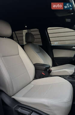Внедорожник / Кроссовер Volkswagen Tiguan Allspace 2019 в 