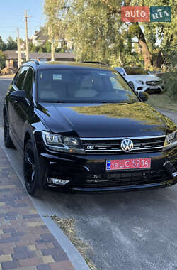 Внедорожник / Кроссовер Volkswagen Tiguan Allspace 2019 в 